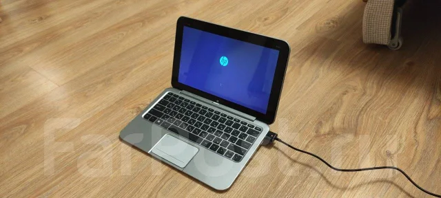 HP Envy x2. 11.6", 1,8����, ��� 2048 ��, ���� 64���, WiFi: 1, Bluetooth: 1 ����