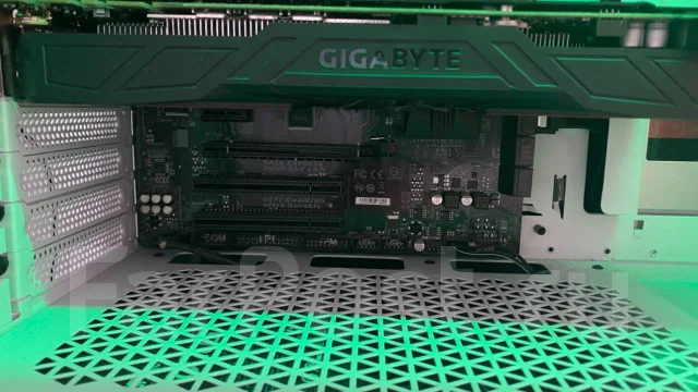 Intel Core i7-7700 ����