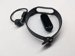 Xiaomi Mi Band 5 ����