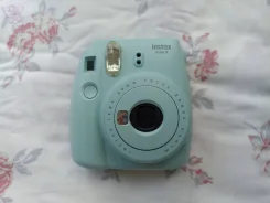 Fujifilm Instax Mini 9 ����