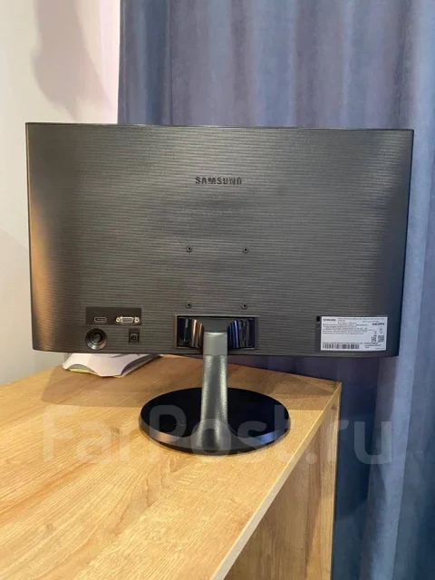 Samsung. 21.5" ����