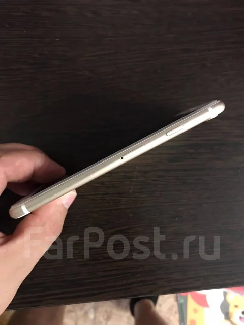 Apple iPhone 7. �/�, �������, 4G LTE ����