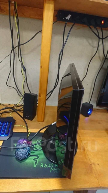 Samsung. 20" ����
