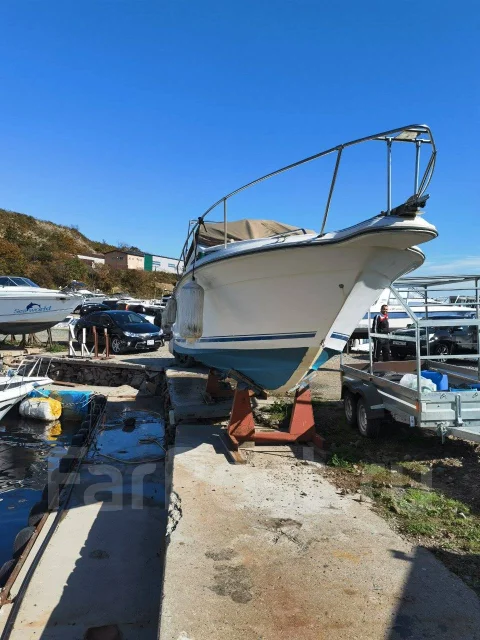 Searay. 1993 ���, ����� 9��., ��������� ������������, 460��.�., ������ ����
