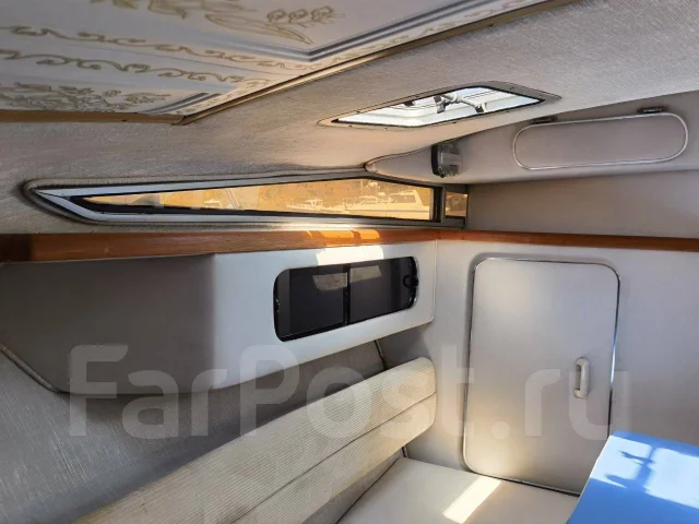 Searay. 1993 ���, ����� 9��., ��������� ������������, 460��.�., ������ ����