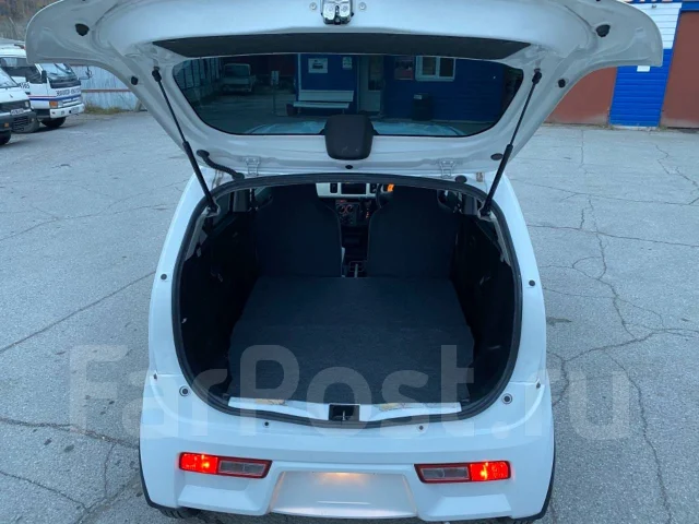Suzuki Alto. ��������, ��������, 0.7 (52��.�.), ������, 77����. ��, �/� ����