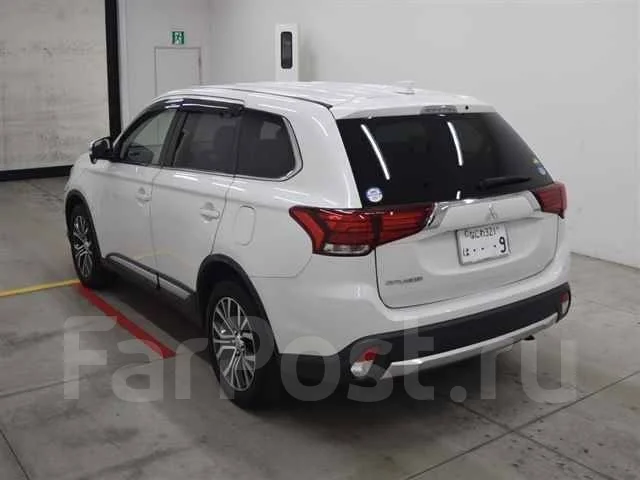 Mitsubishi Outlander. �������, 4wd, 2.0 (146��.�.), ������, 38 000����. ��, �/�. ��� ����� �� ������������ ����