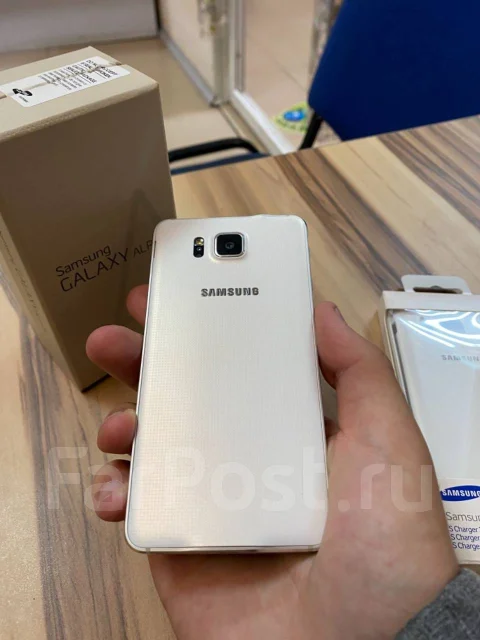 Samsung Galaxy Alpha. �/�, 4G LTE ����