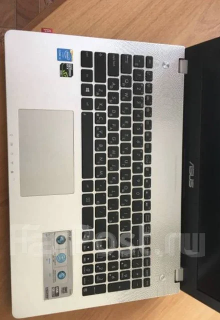Asus N56JK. 15.6", 3,1����, ��� 8 ��, ���� 1 000���, WiFi: 1, Bluetooth: 1, ����������� �� 1��. ����