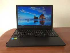 Acer Extensa. 15.6", 1,7����, ��� 8 ��, ���� 620���, WiFi, Bluetooth, ����������� �� 3��. ����
