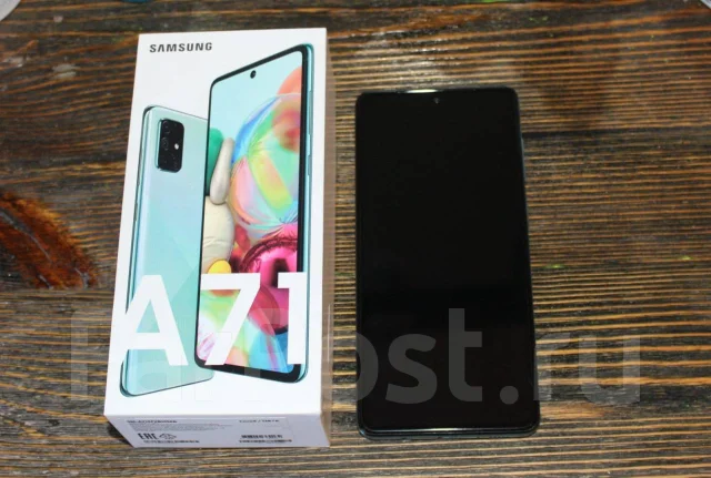 Samsung Galaxy A71. �/�, ���������, 3G, 4G LTE, 5G, Dual-SIM, NFC ����