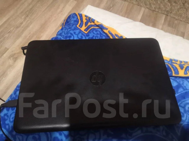 HP 15-ra002ur. 15.6", 1,6����, ��� 4 ��, ���� 500���, ����������� �� 1��. ����