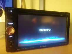 Sony XAV-E622 ����