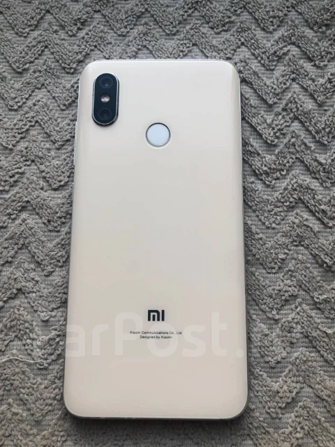 Xiaomi Mi8. �/� ����
