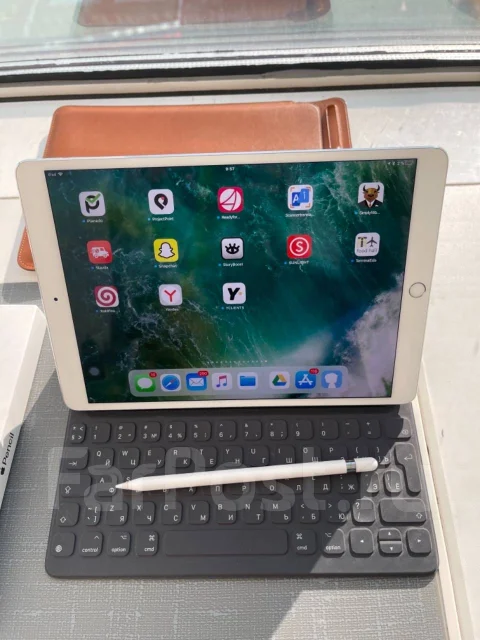 Apple iPad Pro 10.5 ����