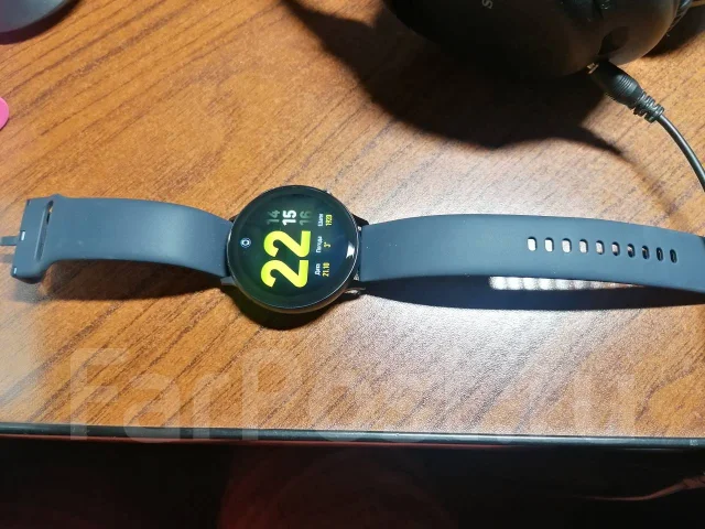 Samsung Galaxy Watch Active2. NFC ����