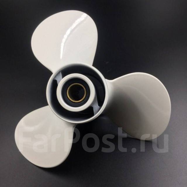 Винт ямаха 2. Ямаха 30 винт 13. Ямаха 30 винт 13. Ямаха лодочный мотор 5 лс винт стальной. Гребной винт ямаха 9.