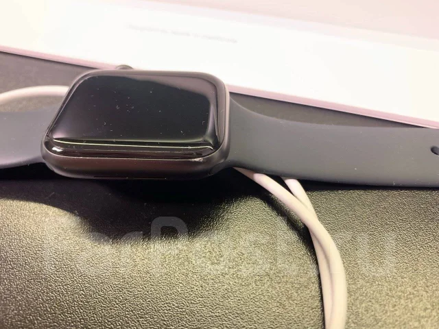 Apple Watch Series 5. GPS, NFC, IP67 ����