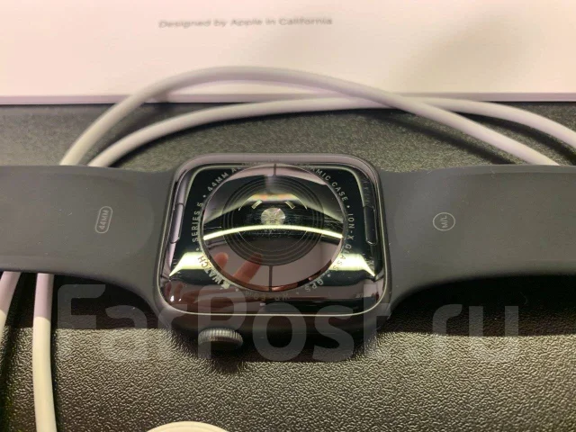 Apple Watch Series 5. GPS, NFC, IP67 ����