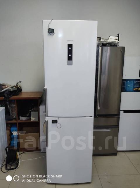 Холодильник 2-х камерный Siemens KG39NXW15R. Доставка бесплатно, б/у, в ...