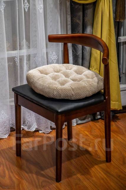 Подушки на стул купить в Москве | Пошив подушек на сидение стула на заказ