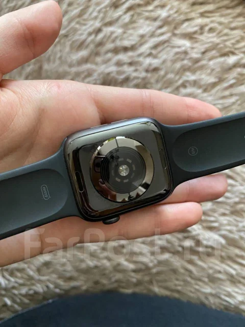 Apple Watch Series 5. GPS ����