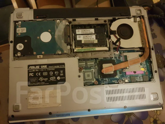 Asus. 12", 2,2����, WiFi: 1, Bluetooth: 1 ����
