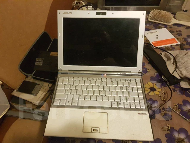 Asus. 12", 2,2����, WiFi: 1, Bluetooth: 1 ����