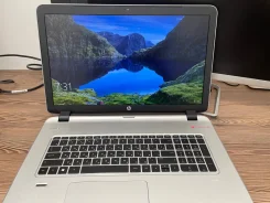 HP Envy 17. 17.3", 3,1����, ��� 12 ��, ���� 1 756���, WiFi: 1, Bluetooth: 1, ����������� �� 3��. ����