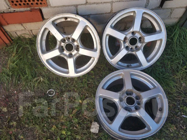 Vianor. 7.0x16", 4x114.3, 5x114.3, ET40. ��� ����� �� ������������ ����