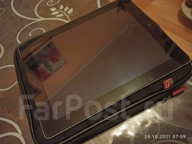 Apple iPad 2 ����