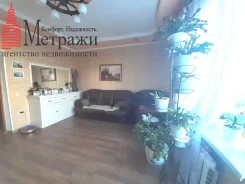 3-���������, ����� ���������� 9. ��������, ���������, 77,7���.��., 1/2 ����. �������� ����