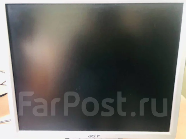 Acer. 17" ����