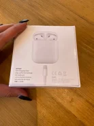 Apple AirPods ����