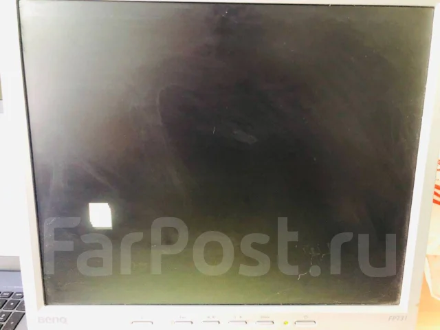 BenQ. 17" ����