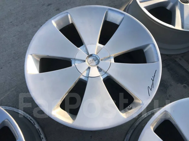 Garson. 8.5/8.5x20", 5x112, 5x114.3, ET45/32. ��� ����� �� ������������ ����