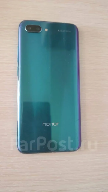 Honor 10. �/�, �������, 3G, 4G LTE, Dual-SIM, NFC ����
