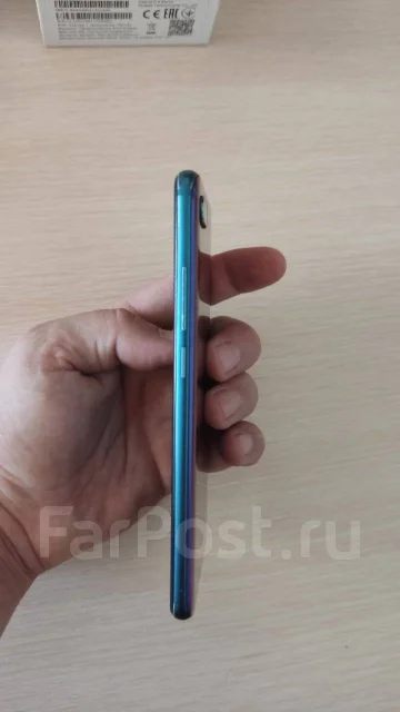 Honor 10. �/�, �������, 3G, 4G LTE, Dual-SIM, NFC ����