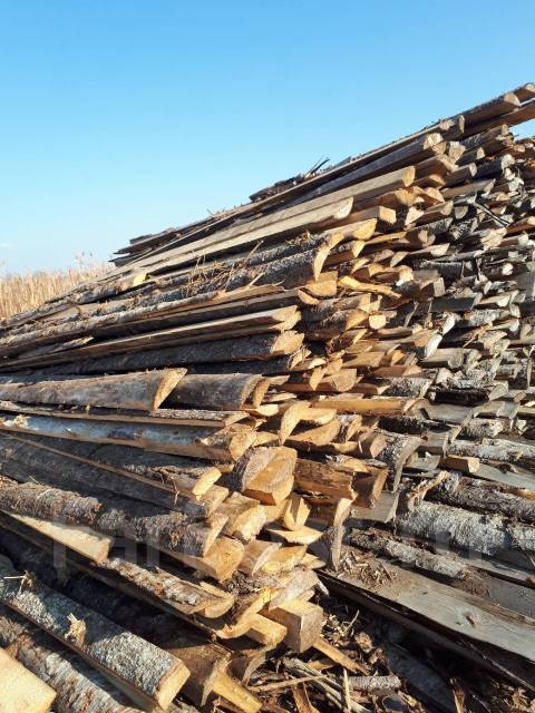 Продам дрова, сухие, в наличии. Цена: 2 000₽ во Владивостоке
