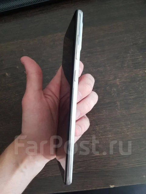 Samsung Galaxy A71. �/�, �����, 4G LTE ����