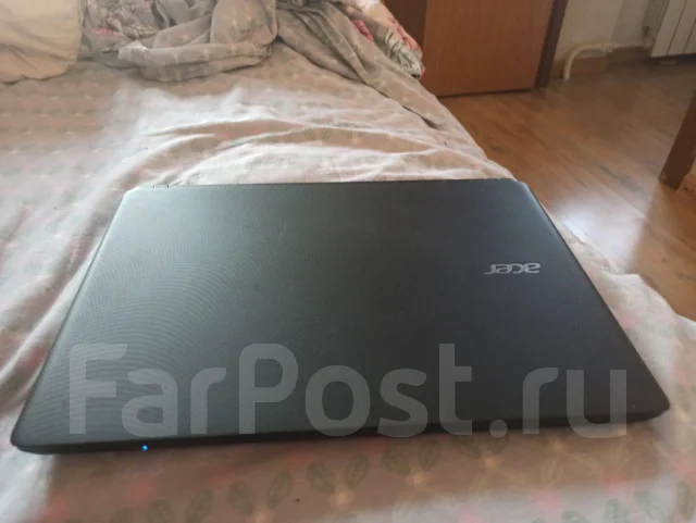 Acer Aspire ES1. 14", 1,1����, ��� 4 ��, ���� 500���, WiFi: 1, Bluetooth: 1, ����������� �� 2��. ����