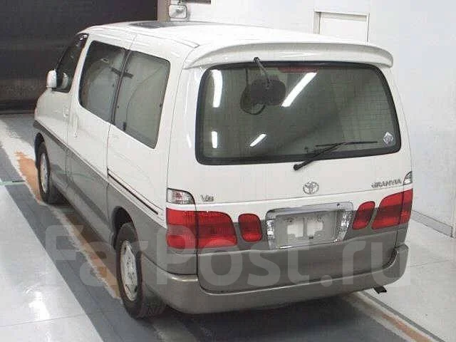 Toyota Granvia. �������, 4wd, 3.4 (180��.�.), ������, 87 000����. ��, �/�. ��� ����� �� ������� ����