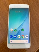 Xiaomi Mi A1. �/�, �������, 3G, 4G LTE, Dual-SIM ����