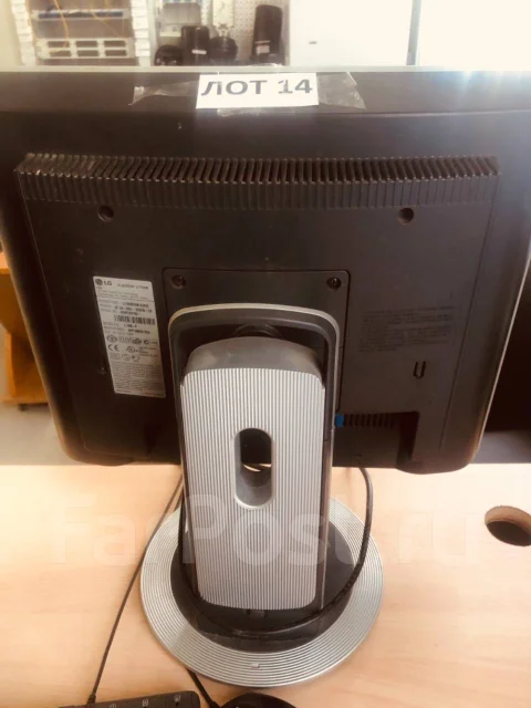 LG. 17", ���������� �� (LCD, LED, QLED) ����