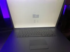 Apple MacBook Pro 15 2007 Mid. 17", 2,2����, ���� 250���, WiFi: 1, Bluetooth: 1, ����������� �� 5��. ����
