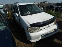 Nissan Cube. AZ10, CGA3 ����