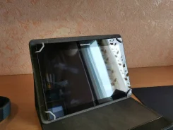 Lenovo Tab 2 A10-70 ����
