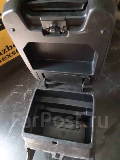 Как разобрать подлокотник на сузуки гранд витара - 85 фото