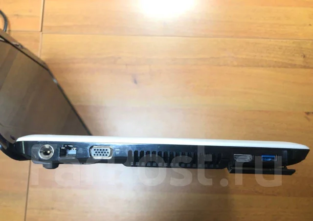 MSI CX. 14", 2,3����, ��� 8 ��, ���� 240���, WiFi: 1, ����������� �� 5��. ����