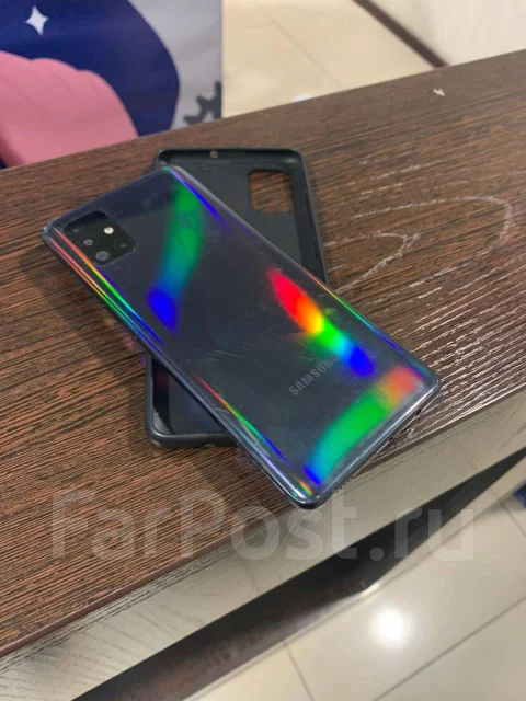 Samsung Galaxy A51. �/�, �����, ������, 3G, 4G LTE, Dual-SIM, NFC ����